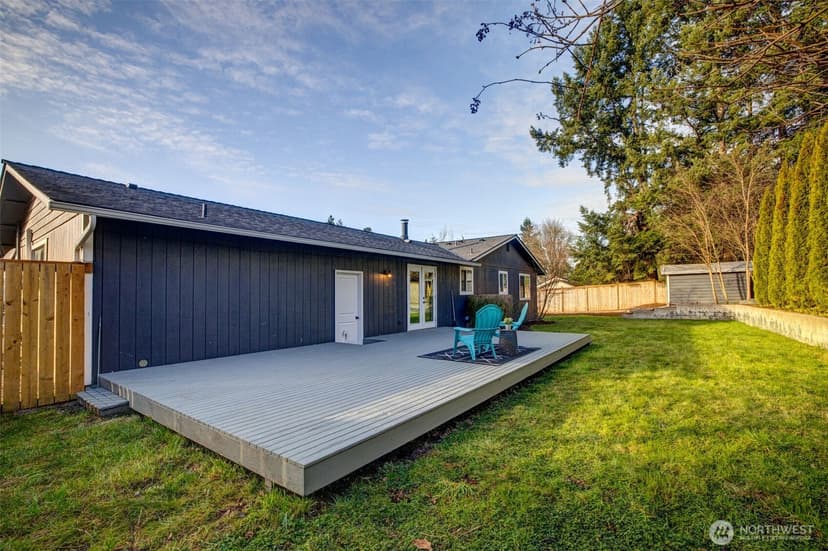Property photo for 15630 3rd Avenue NE, Duvall photo 31