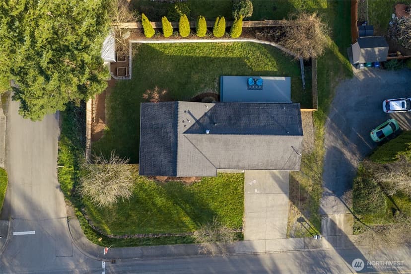 Property photo for 15630 3rd Avenue NE, Duvall photo 37