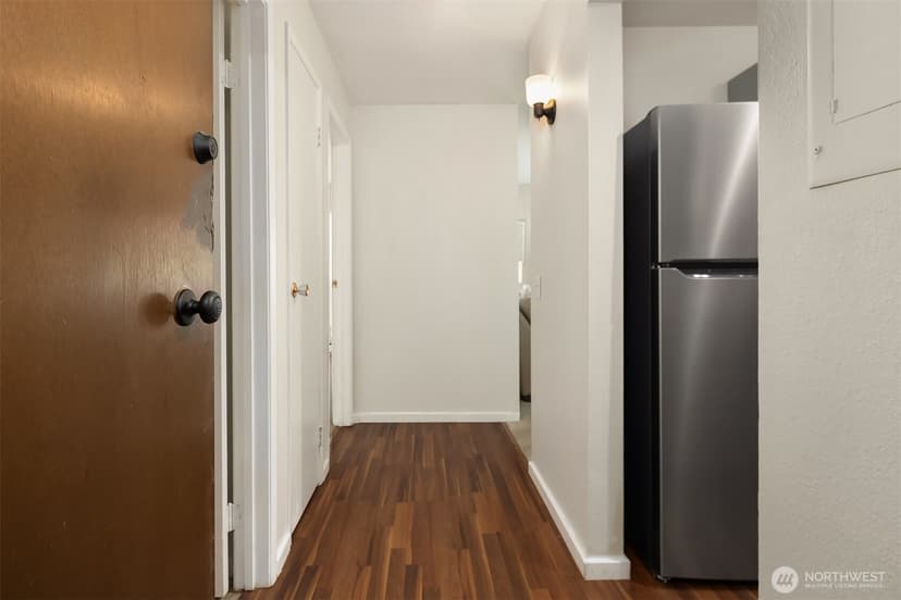 Property photo for 19411 56th Avenue W #218, Lynnwood photo 17
