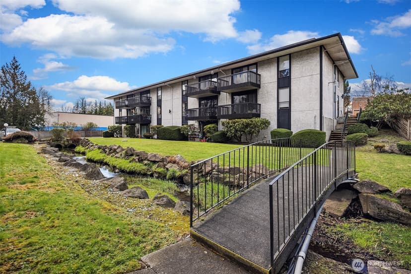 Property photo for 19411 56th Avenue W #218, Lynnwood photo 10
