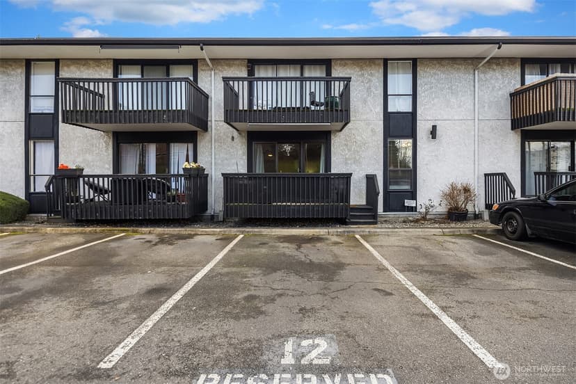 Property photo for 19411 56th Avenue W #218, Lynnwood photo 19