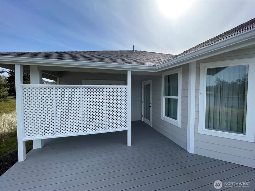 Property photo for 571 E Chance A La Mer NE, Ocean Shores photo 25