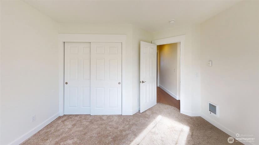Property photo for 571 E Chance A La Mer NE, Ocean Shores photo 15