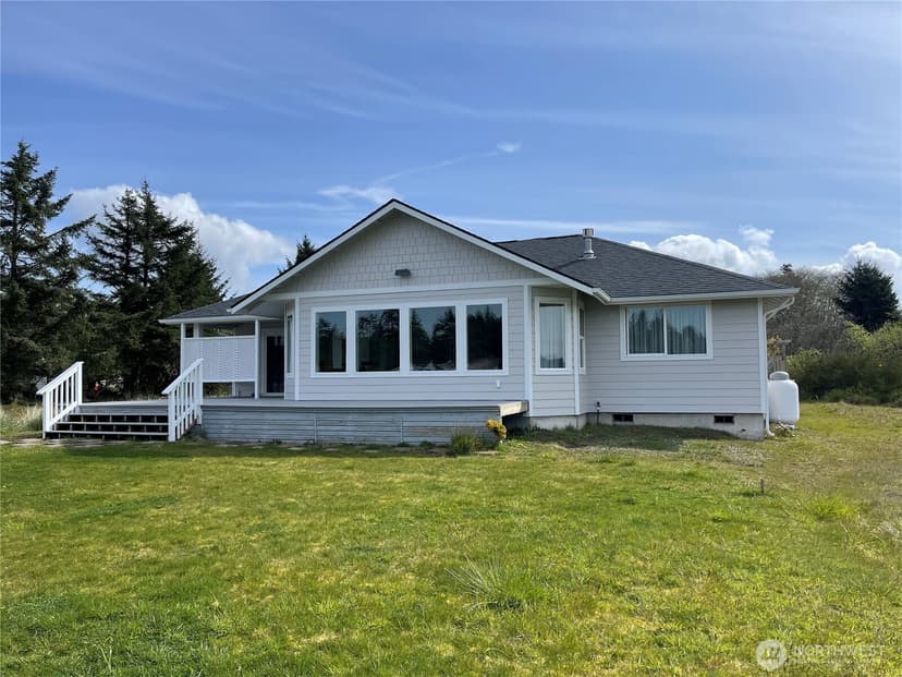 Property photo for 571 E Chance A La Mer NE, Ocean Shores photo 30