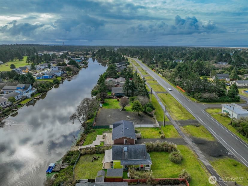 Property photo for 306 Point Brown Avenue NE, Ocean Shores photo 12