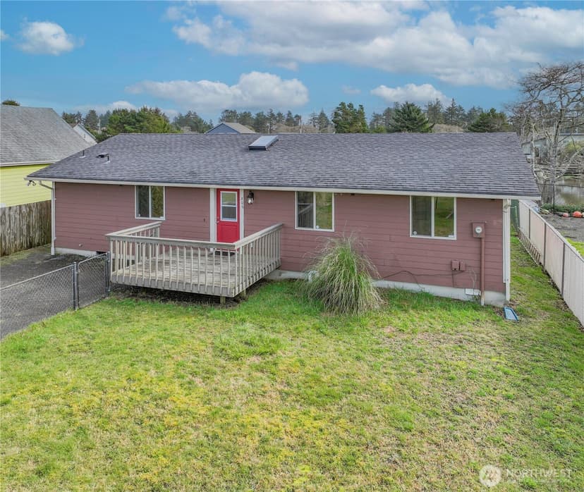 Property photo for 306 Point Brown Avenue NE, Ocean Shores photo 13