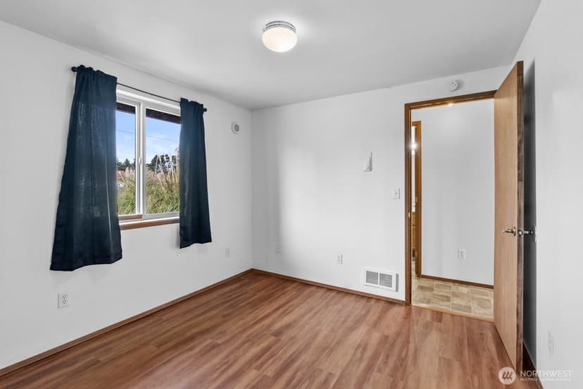 Property photo for 306 Point Brown Avenue NE, Ocean Shores photo 37