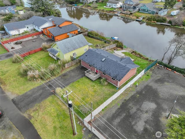 Property photo for 306 Point Brown Avenue NE, Ocean Shores photo 3