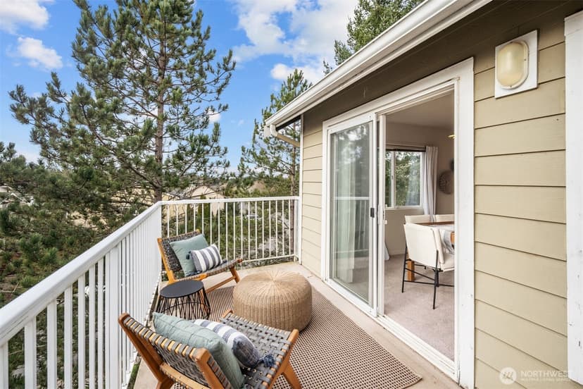 Property photo for 710 240TH Way SE #F-301, Sammamish photo 27