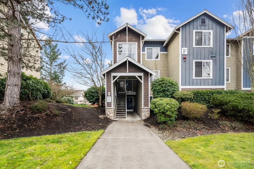 Property photo for 710 240TH Way SE #F-301, Sammamish
