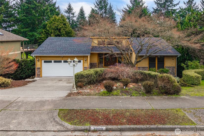 Property photo for 3909 Northshore Boulevard NE, Tacoma