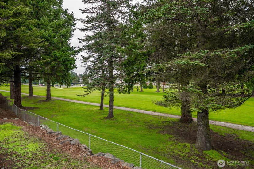 Property photo for 3909 Northshore Boulevard NE, Tacoma photo 29