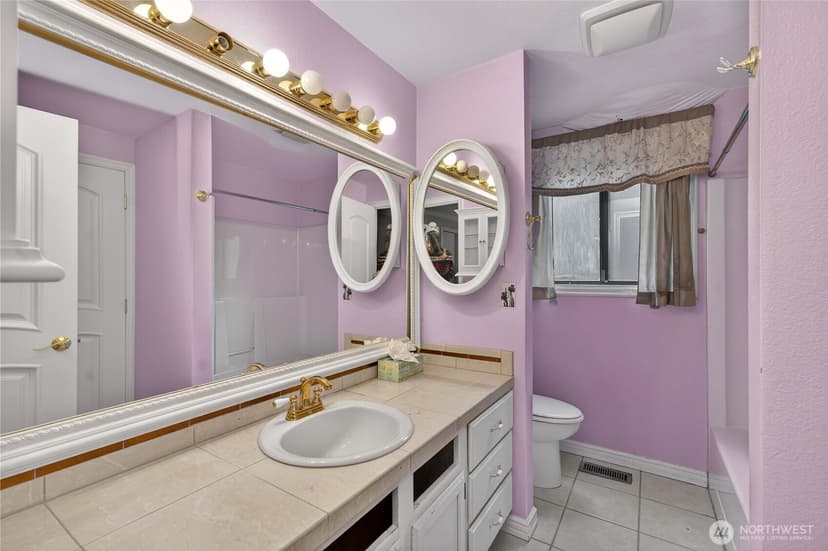 Property photo for 3909 Northshore Boulevard NE, Tacoma photo 11