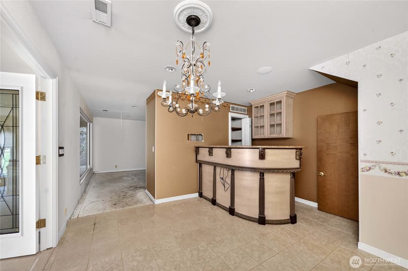 Property photo for 3909 Northshore Boulevard NE, Tacoma photo 13
