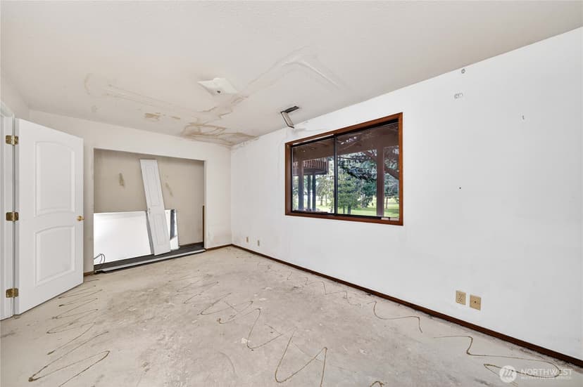 Property photo for 3909 Northshore Boulevard NE, Tacoma photo 20