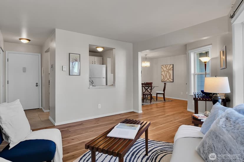Property photo for 3413 Gilman Avenue W #201, Seattle photo 3