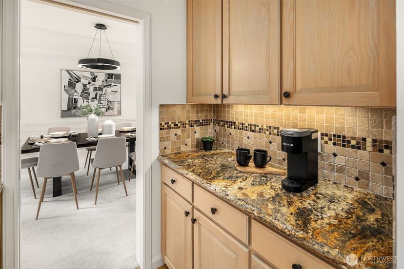Property photo for 5208 Isola Place NW, Issaquah photo 17