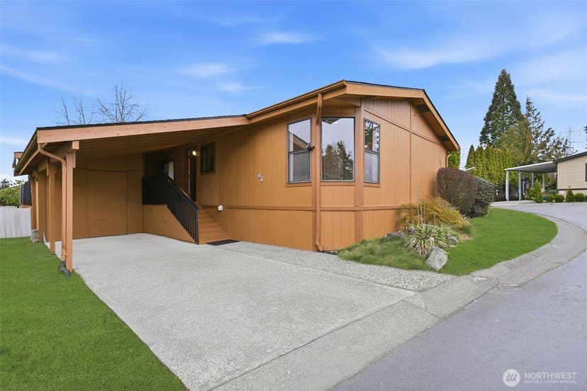 Property photo for 704 87th Avenue NE #46, Lake Stevens photo 3