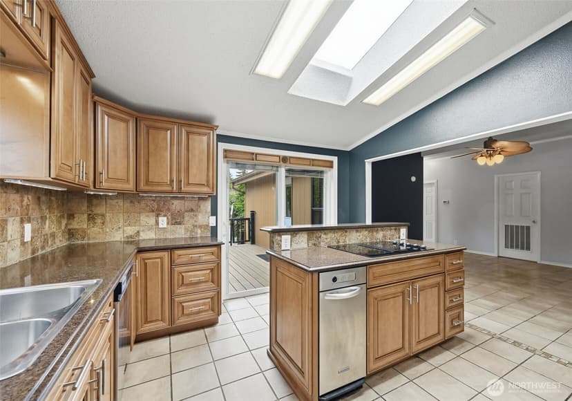 Property photo for 704 87th Avenue NE #46, Lake Stevens photo 8