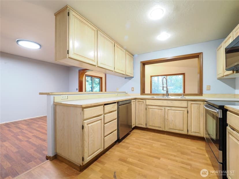 Property photo for 26081 Tytler Road NE, Poulsbo photo 8
