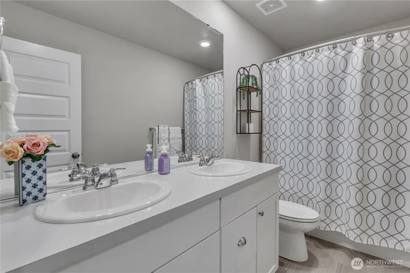 Property photo for 1226 Baker Heights Loop, Bremerton photo 31