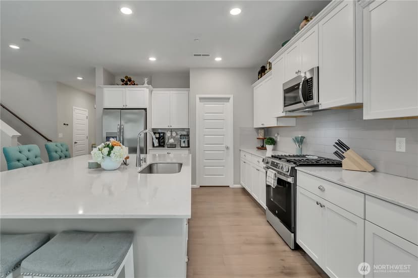 Property photo for 1226 Baker Heights Loop, Bremerton photo 8