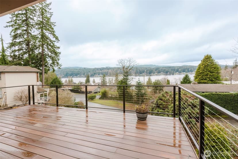 Property photo for 1404 Eastlake Drive, Bremerton photo 31