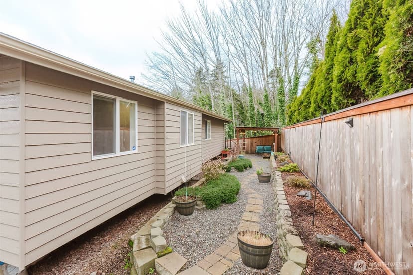 Property photo for 1404 Eastlake Drive, Bremerton photo 36