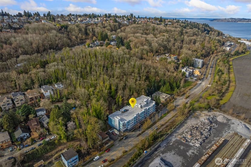 Property photo for 3213 Harbor Avenue SW #216, Seattle photo 29