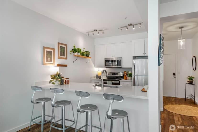Property photo for 3213 Harbor Avenue SW #216, Seattle photo 8