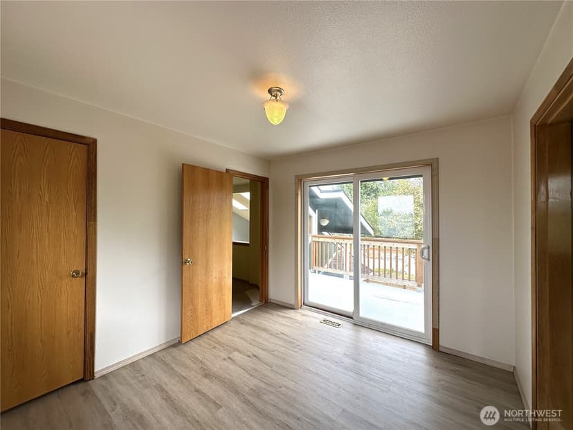 Property photo for 832 Whale Court SW, Ocean Shores photo 21
