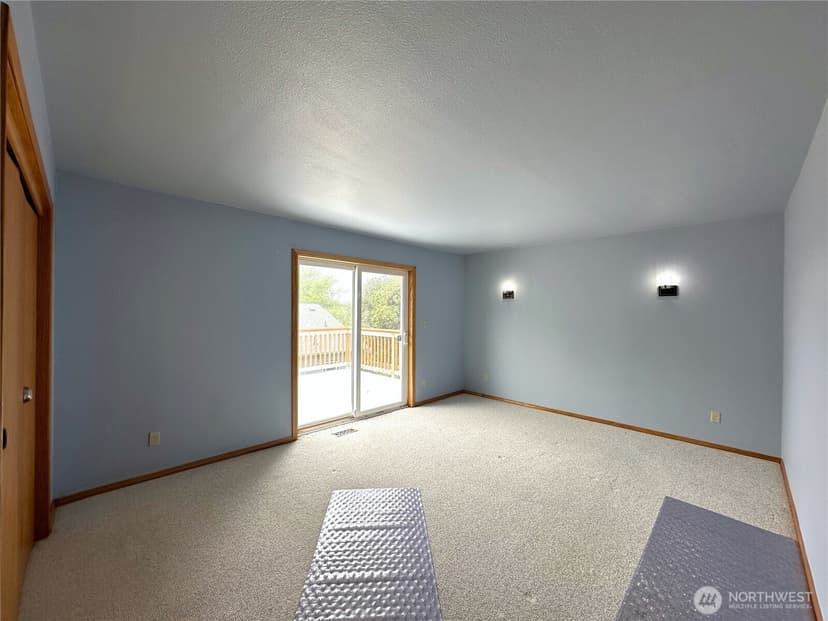 Property photo for 832 Whale Court SW, Ocean Shores photo 13