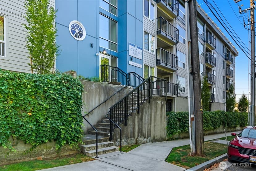 Property photo for 9416 1st Avenue NE #305, Seattle photo 8