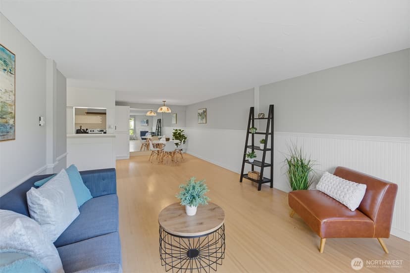 Property photo for 9416 1st Avenue NE #305, Seattle photo 12