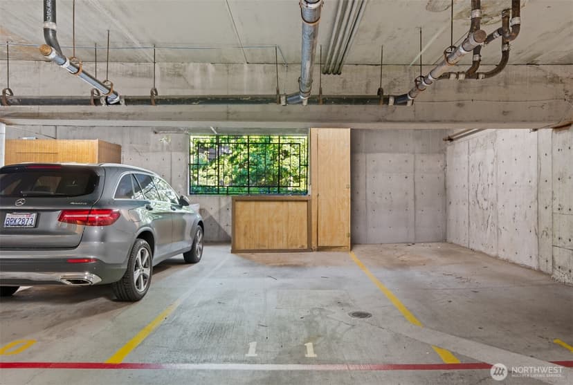 Property photo for 9416 1st Avenue NE #305, Seattle photo 19