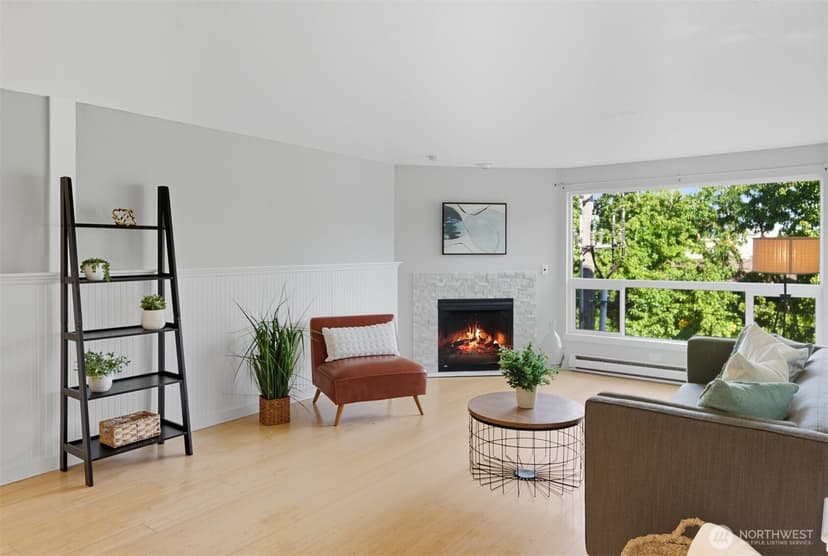 Property photo for 9416 1st Avenue NE #305, Seattle