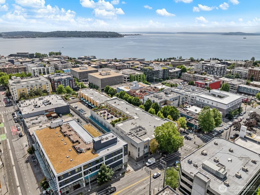 Property photo for 17 W Mercer Street #304, Seattle photo 36