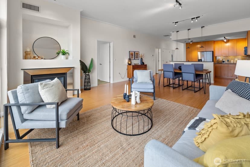 Property photo for 17 W Mercer Street #304, Seattle photo 13