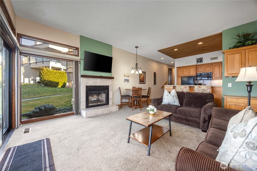 Property photo for 100 Lake Chelan Shores Drive #11-3, Chelan photo 19