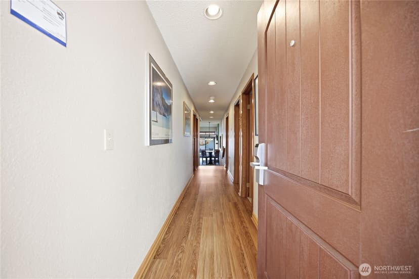 Property photo for 100 Lake Chelan Shores Drive #11-3, Chelan photo 2