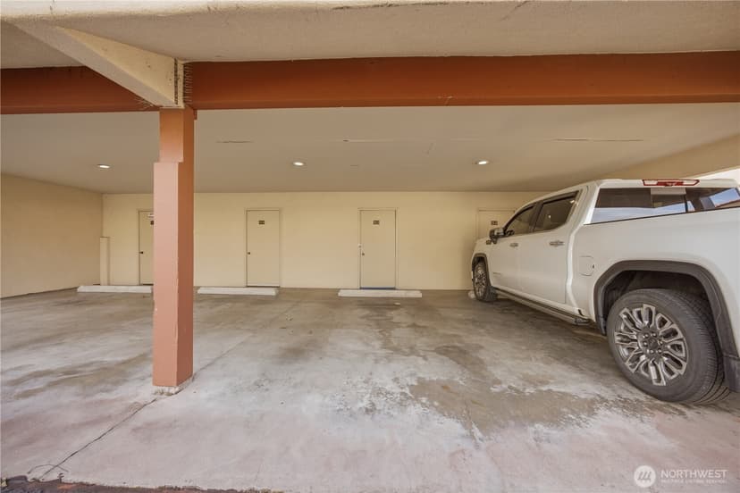 Property photo for 100 Lake Chelan Shores Drive #11-3, Chelan photo 24