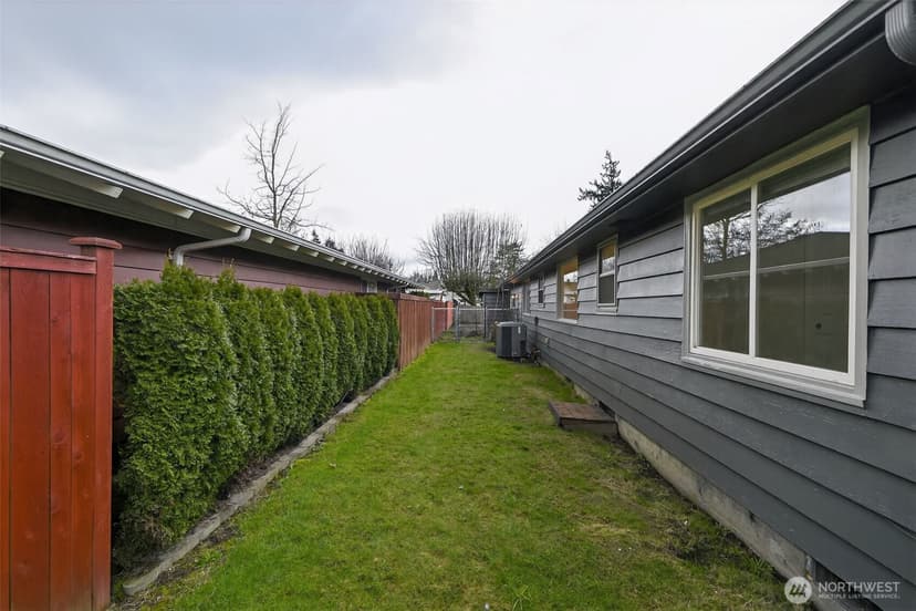 Property photo for 804 7th Avenue NW, Puyallup photo 20