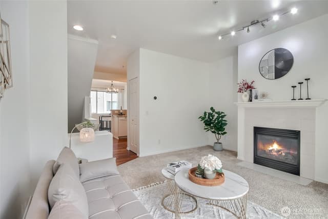 Property photo for 16232 118th Lane NE #1-4, Bothell photo 4