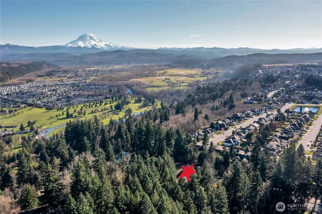 Property photo for 13515 152nd Street E, Puyallup photo 3