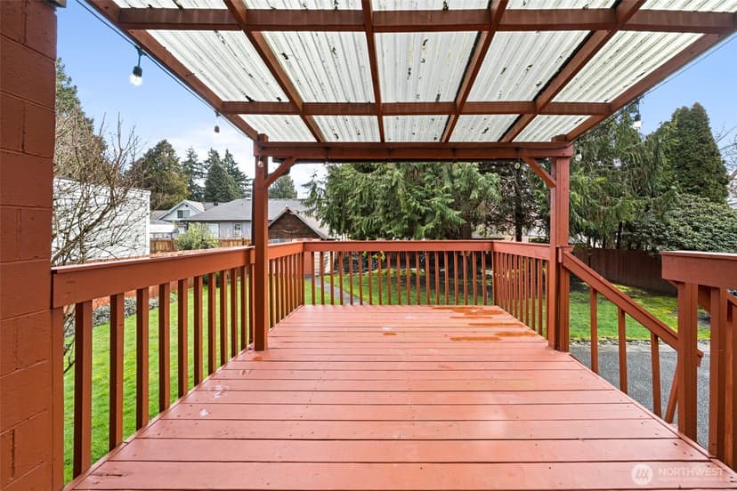 Property photo for 408 8th Avenue NE, Puyallup photo 27