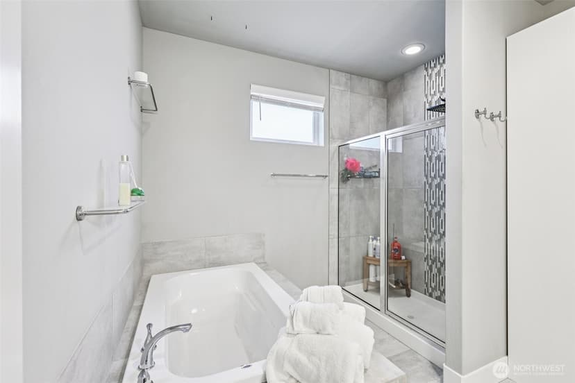 Property photo for 14430 199th Avenue E, Bonney Lake photo 28