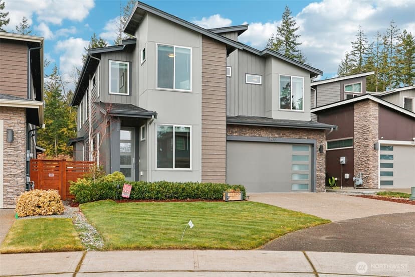 Property photo for 14430 199th Avenue E, Bonney Lake photo 2