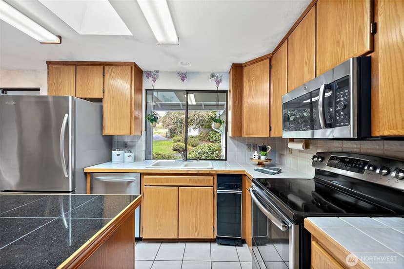 Property photo for 8875 Banner Road SE, Port Orchard photo 10