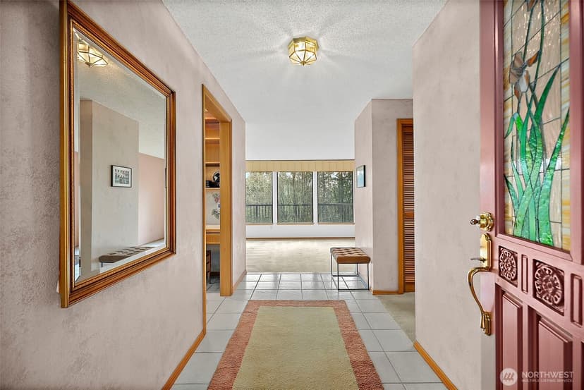 Property photo for 8875 Banner Road SE, Port Orchard photo 4