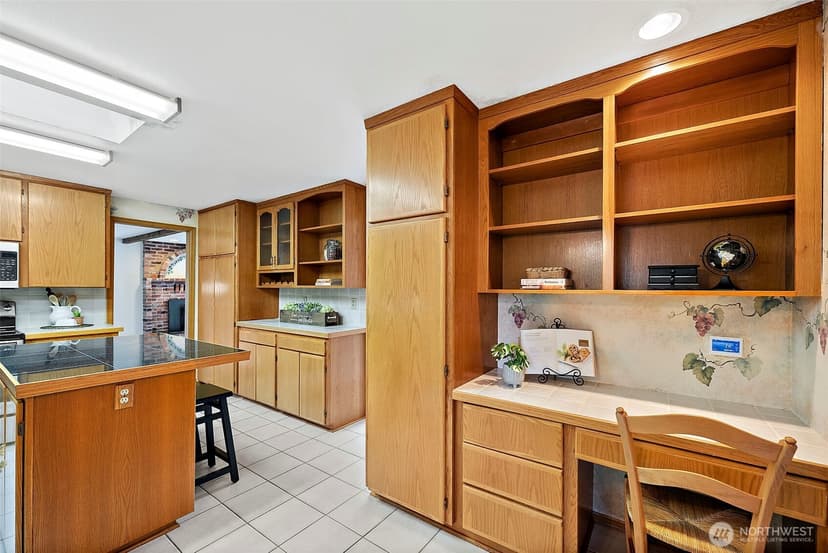 Property photo for 8875 Banner Road SE, Port Orchard photo 12